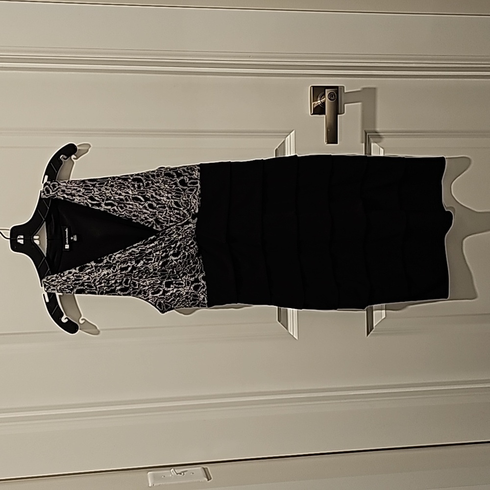 Valerie Bertinelli dress, metallic silver & black, size 10